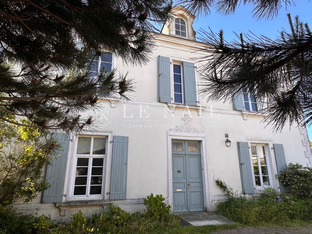 maison 8 pièces en vente à LES SABLES D OLONNE (85100) - Plus de details