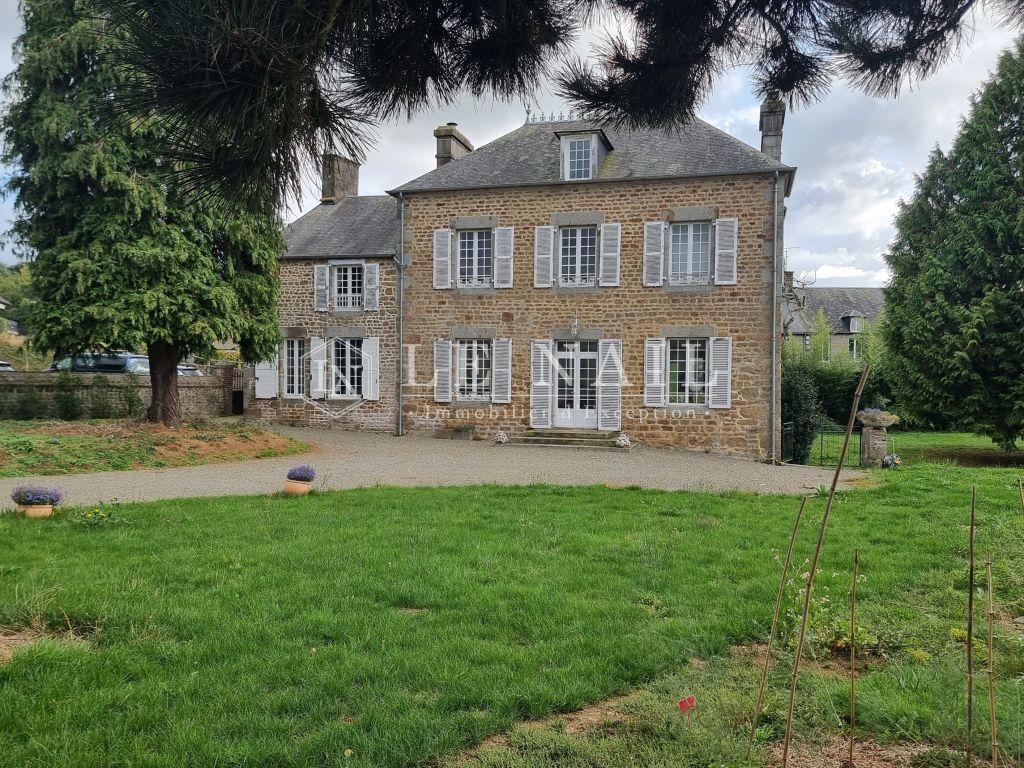 maison de maître 9 pièces en vente à FLERS (61100) - Plus de details