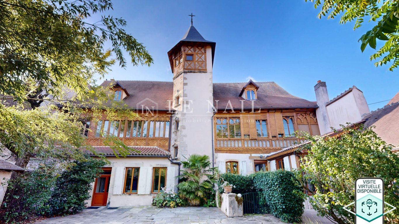 house 15 rooms for sale on ST POURCAIN SUR SIOULE (03500) - See details