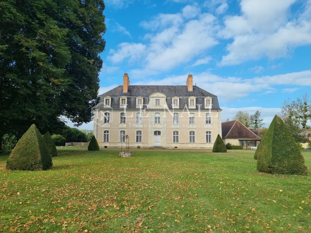 castle 22 rooms for sale on LA FLECHE (72200) - See details