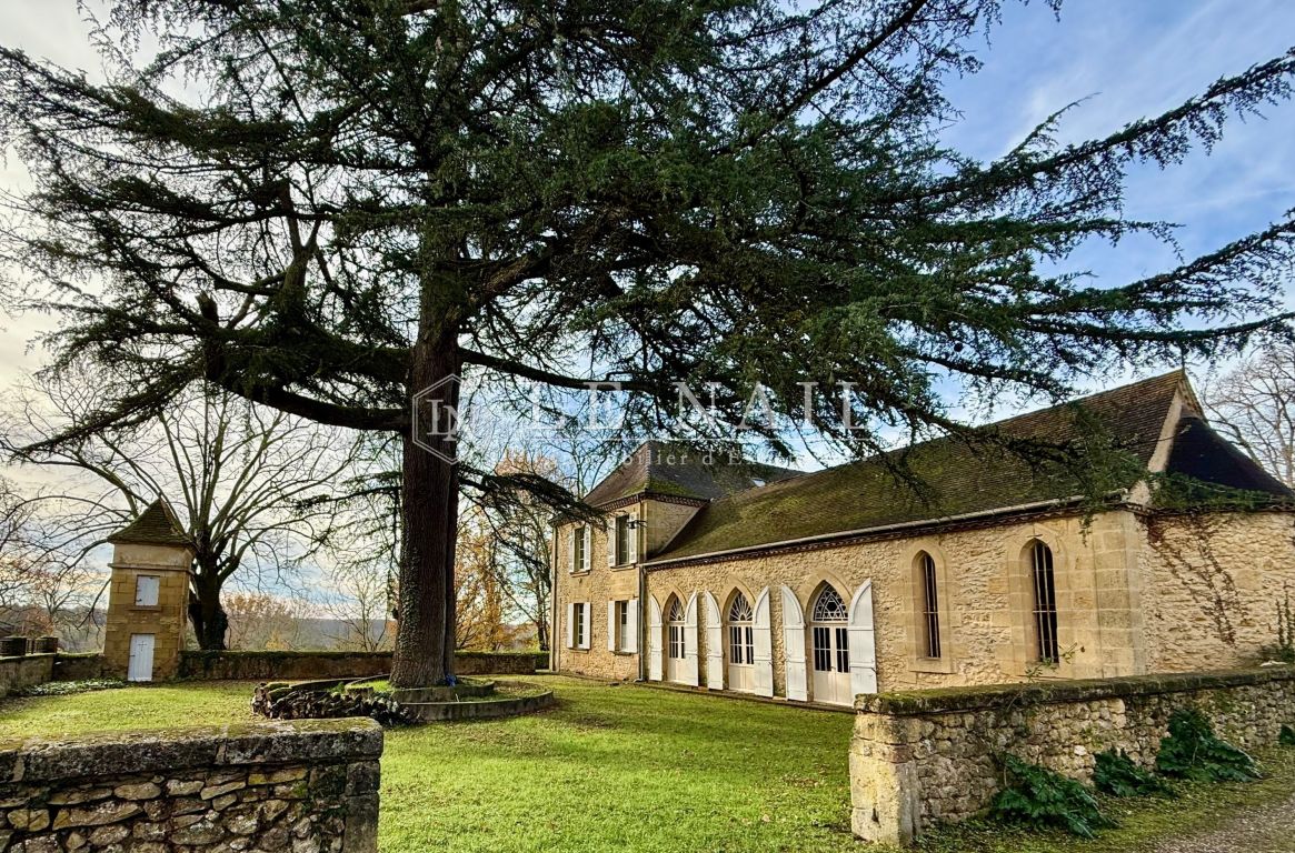 house 13 rooms for sale on BERGERAC (24100) - See details