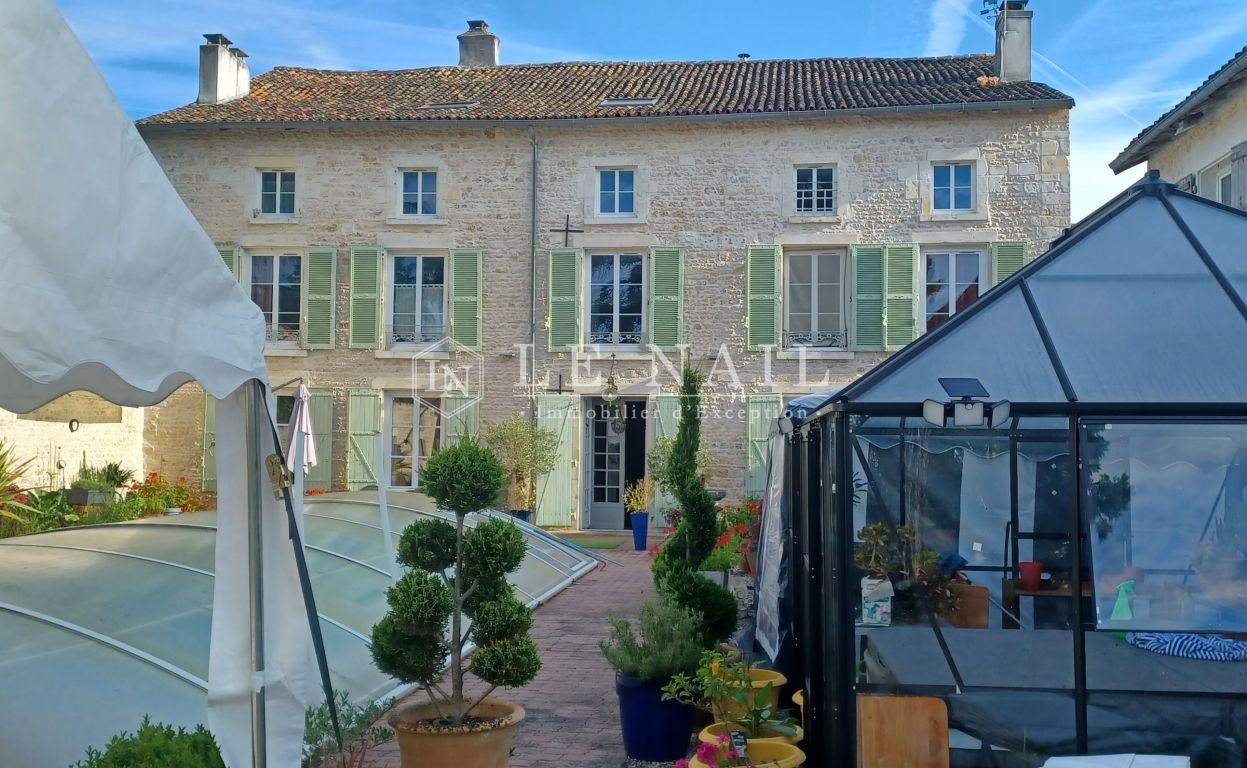 house 12 rooms for sale on VALENCE EN POITOU (86700) - See details