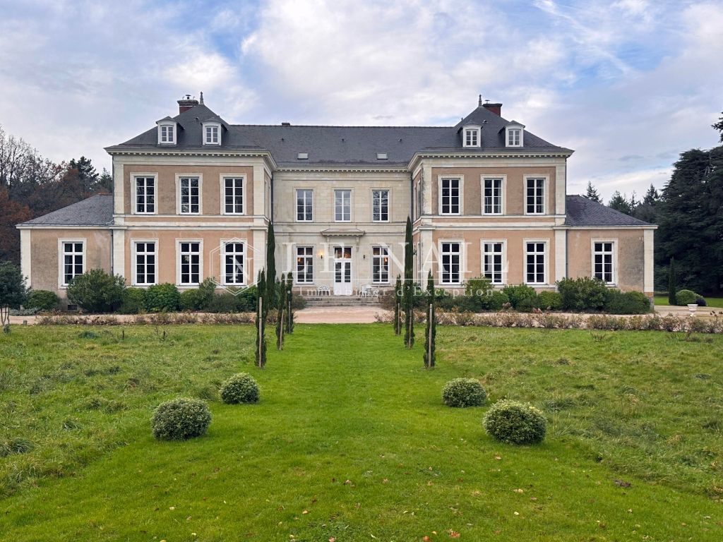 château 17 pièces en vente à NANTES (44000) - Plus de details