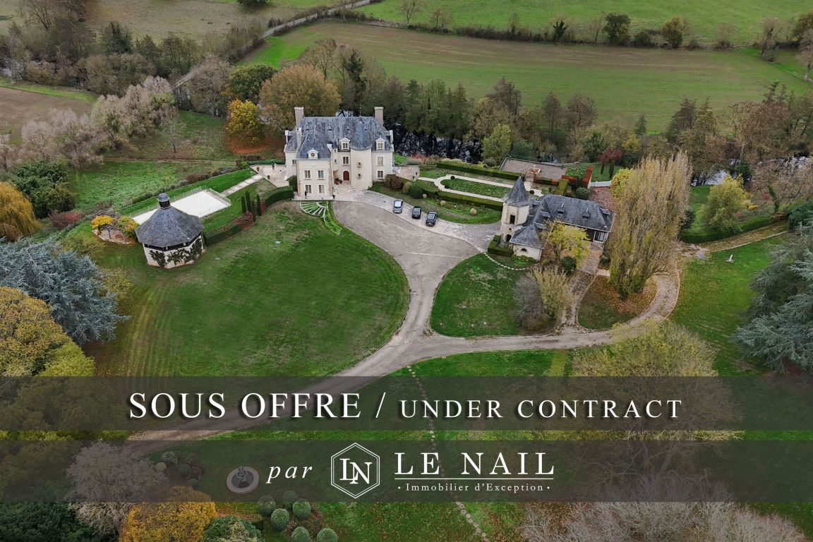 manoir 13 pièces en vente à THOUARS (79100) - Plus de details