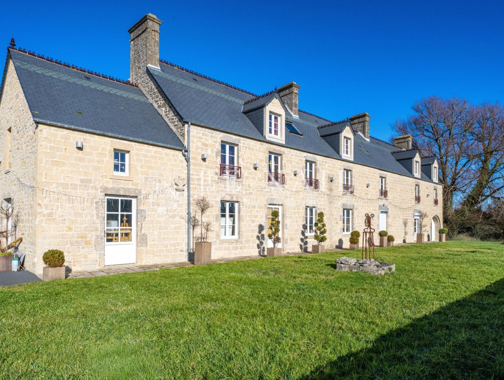 manoir 15 pièces en vente à VALOGNES (50700) - Plus de details