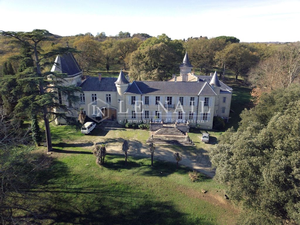 château 20 pièces en vente à AUCH (32000) - Plus de details