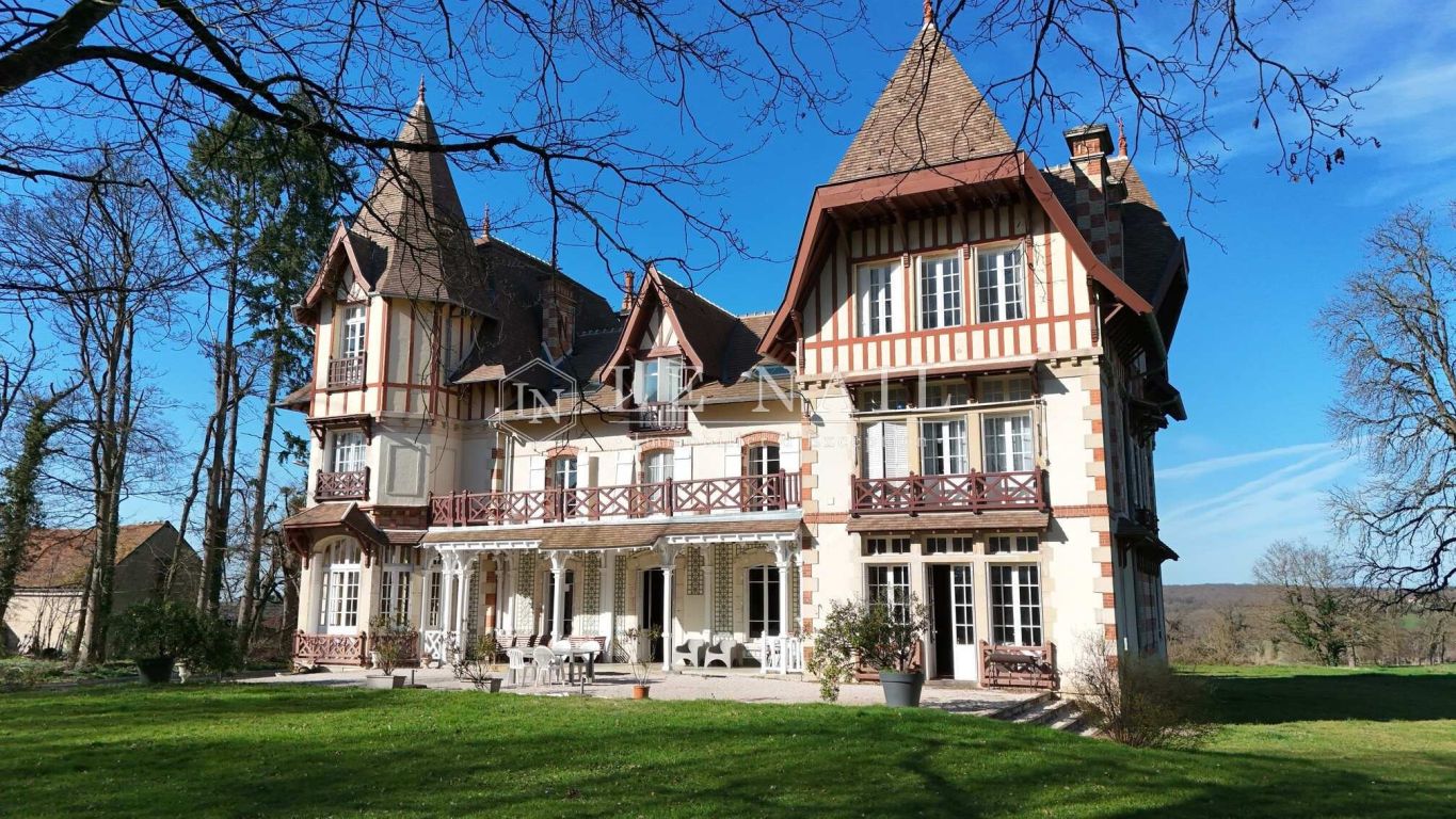 manoir 19 pièces en vente à DIGOIN (71160) - Plus de details