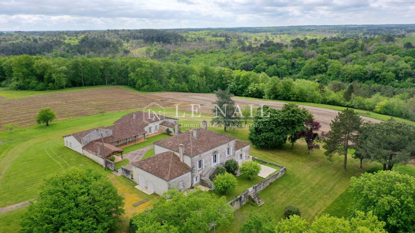 property 30 rooms for sale on BAZAS (33430) - See details