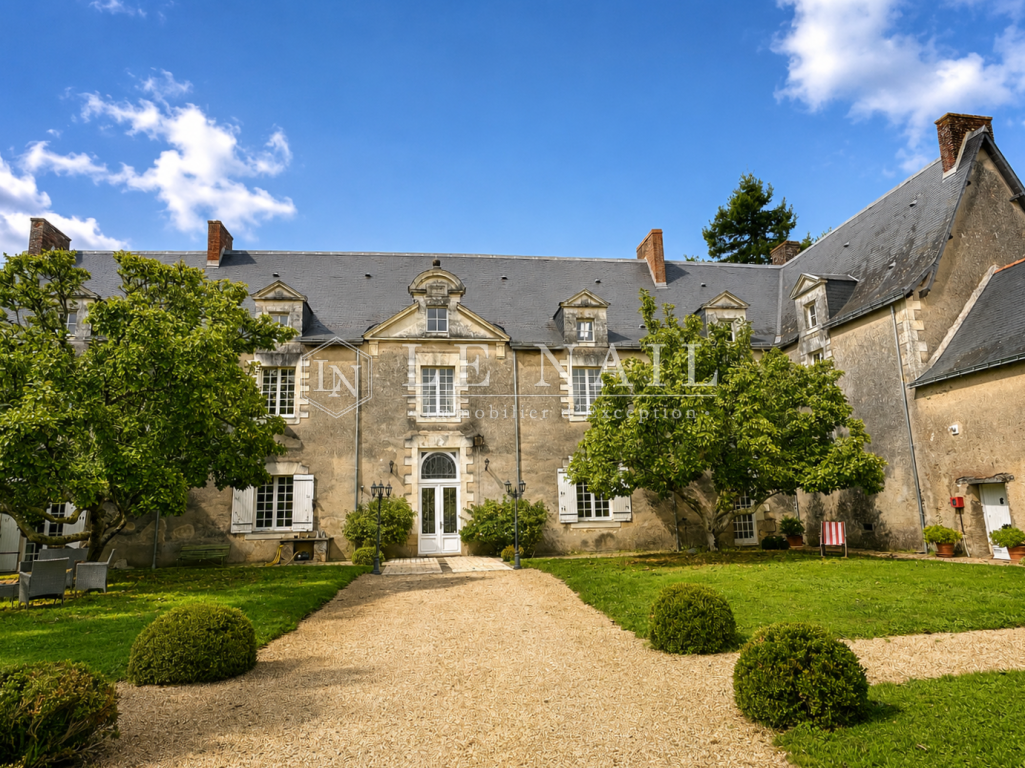 castle 10 rooms for sale on NANTES (44000) - See details