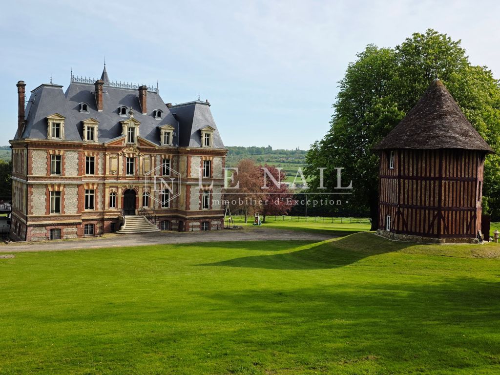 château 18 pièces en vente à LIVAROT (14140) - Plus de details