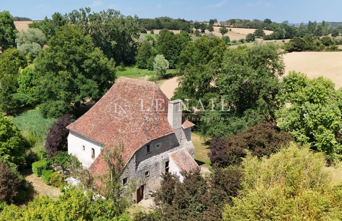 manoir 7 pièces en vente à MOULINS (03000) - Plus de details