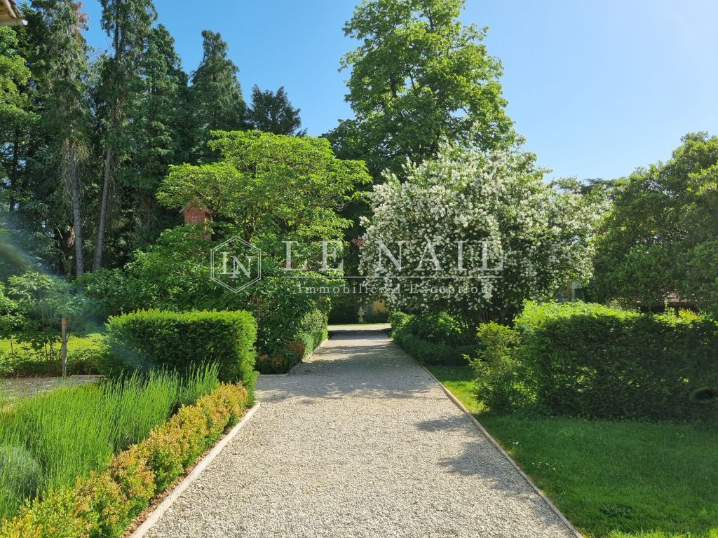 château 10 pièces en vente à SANCERRE (18300) - Plus de details