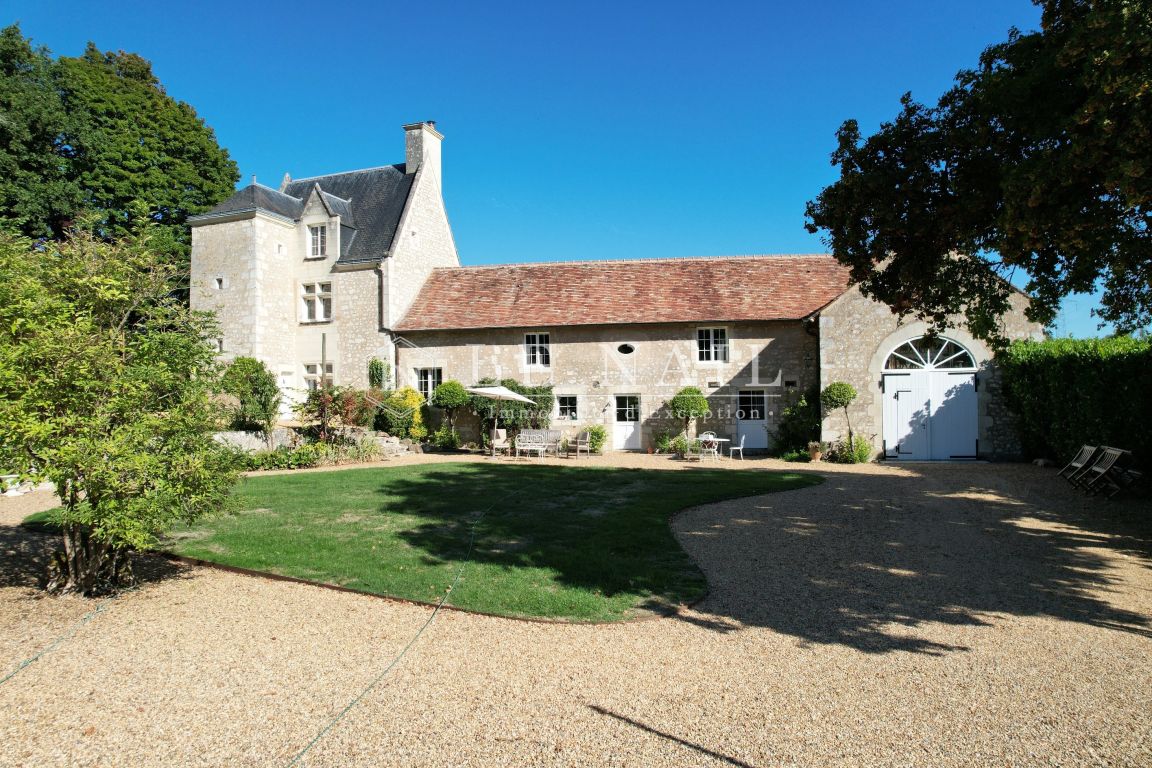 manoir 8 pièces en vente à LE MANS (72000) - Plus de details