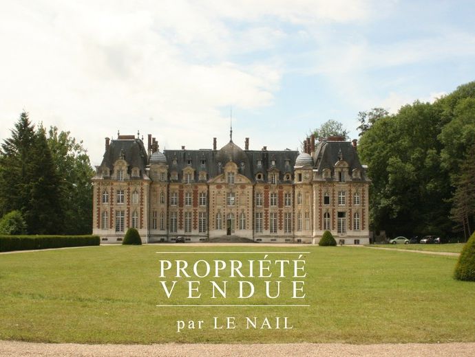 CHÂTEAU VENDU - ROUEN (SEINE-MARITIME)