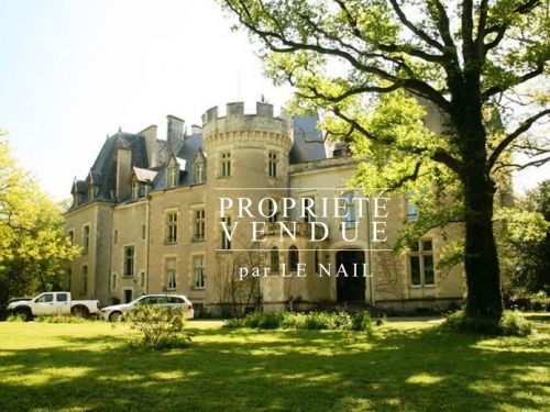 CHÂTEAU VENDU - BOURGES (CHER)