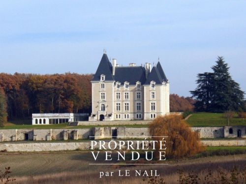 CASTLE SOLD - TOURS (INDRE-ET-LOIRE)