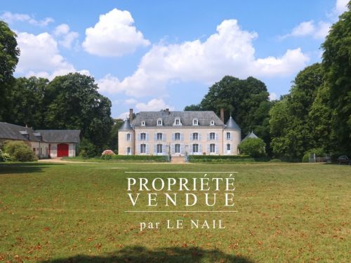 CHÂTEAU VENDU - VENDÔME (LOIR-ET-CHER)