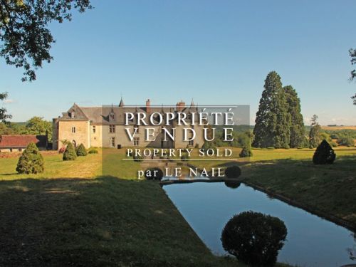 CHÂTEAU VENDU - TOURS (INDRE-ET-LOIRE)