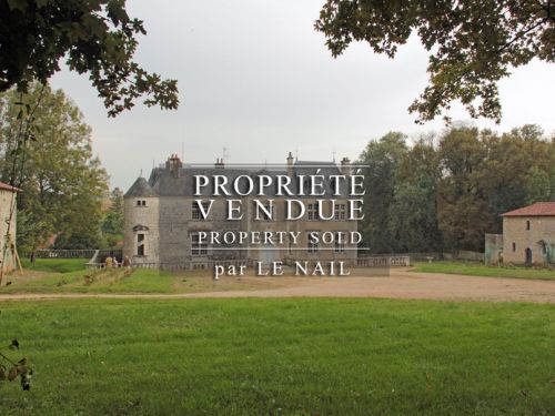 CHÂTEAU VENDU - LA ROCHE-SUR-YON (VENDÉE)