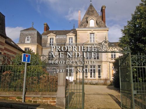 HÔTEL PARTICULIER VENDU - MAYENNE (MAYENNE)