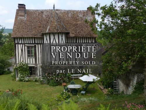 BEAU MANOIR VENDU DANS L'EURE