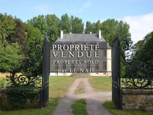 AUTHENTIQUE CHATEAU VENDU AUX PORTES DE CAEN