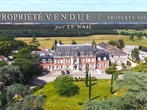 BEAU CHATEAU VENDU EN MAINE-ET-LOIRE