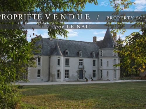 BEAU CHATEAU VENDU DANS LE SUD DE LA SARTHE