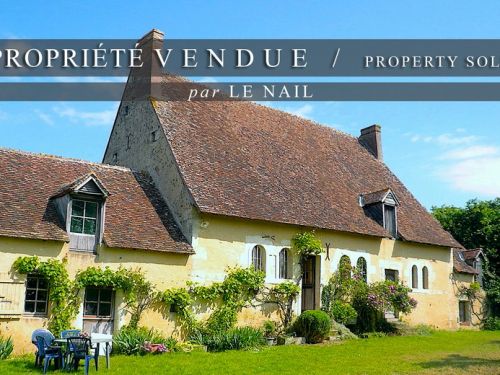MAISON DE CARACTERE VENDUE DANS LE PERCHE SARTHOIS.
