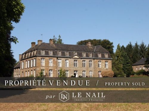 CHÂTEAU DU XVIIIème siècle CLASSE MONUMENT HISTORIQUE VENU EN NORMANDIE