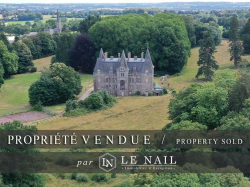 BEAU CHÂTEAU XIXe VENDU EN MAYENNE