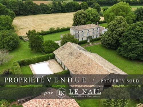 BELLE DEMEURE DE CARACTERE VENDUE DANS LES DEUX-SEVRES